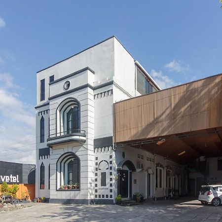 Reddoorz Near Jalan Sudirman Padang Otel Dış mekan fotoğraf